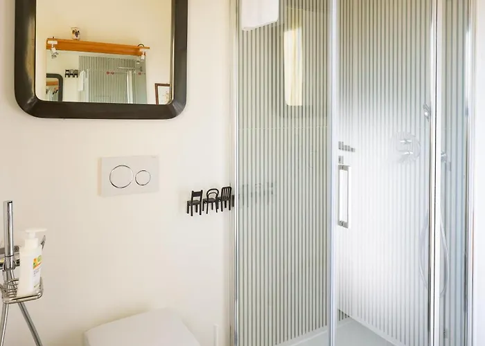 Collina E Luce - Relax, Terrazzi E Vista A Pochi Minuti Dal Centro Di Apartamento *